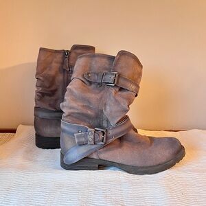 Earth Women's Slouchy Buckle Combat Moto Boots - Brown/Gray